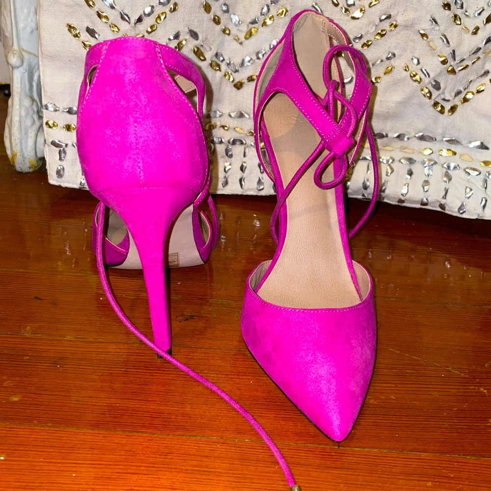 Beautiful pink shoes